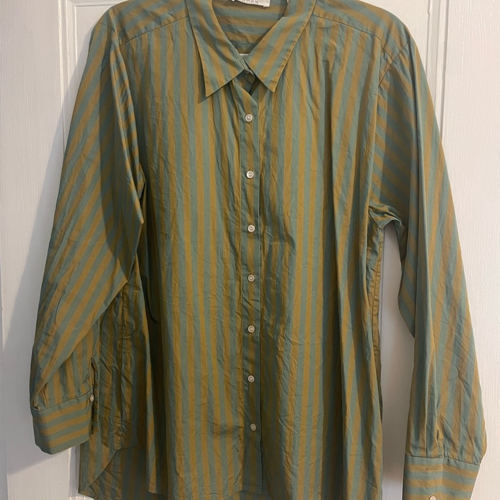dôen button down